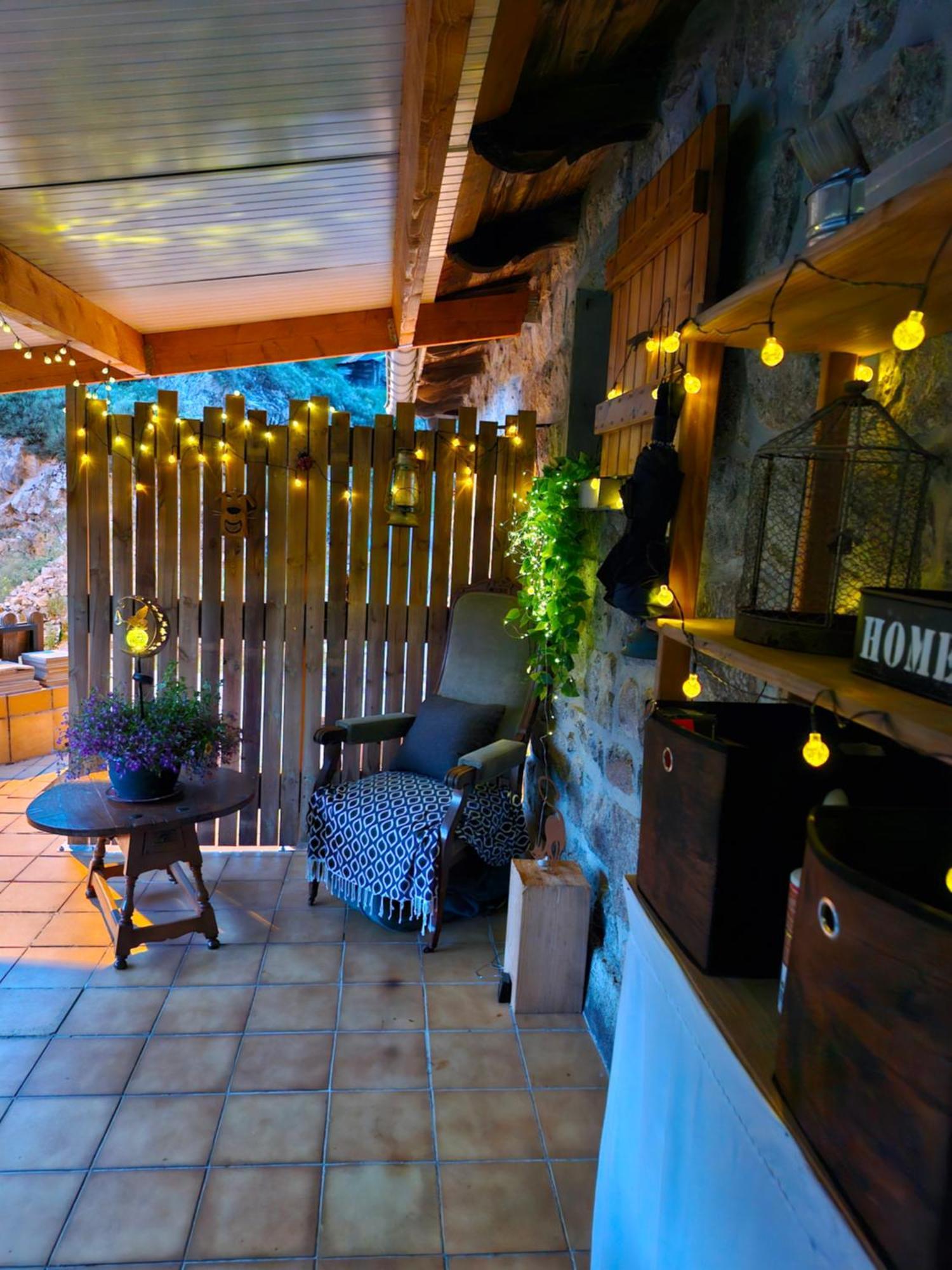 La Cabane Des Lucioles Saint-Julien-Boutieres Extérieur photo