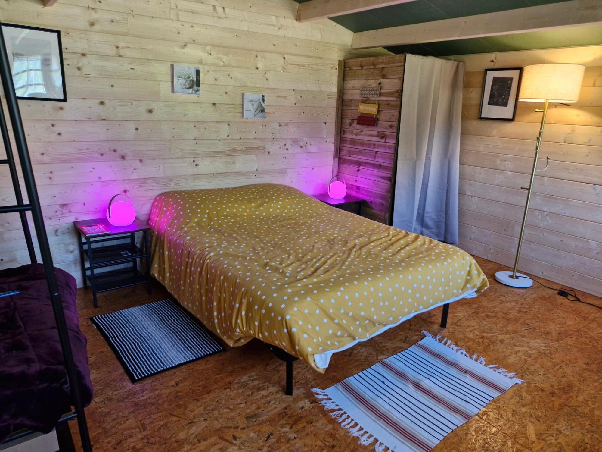 La Cabane Des Lucioles Saint-Julien-Boutieres Extérieur photo