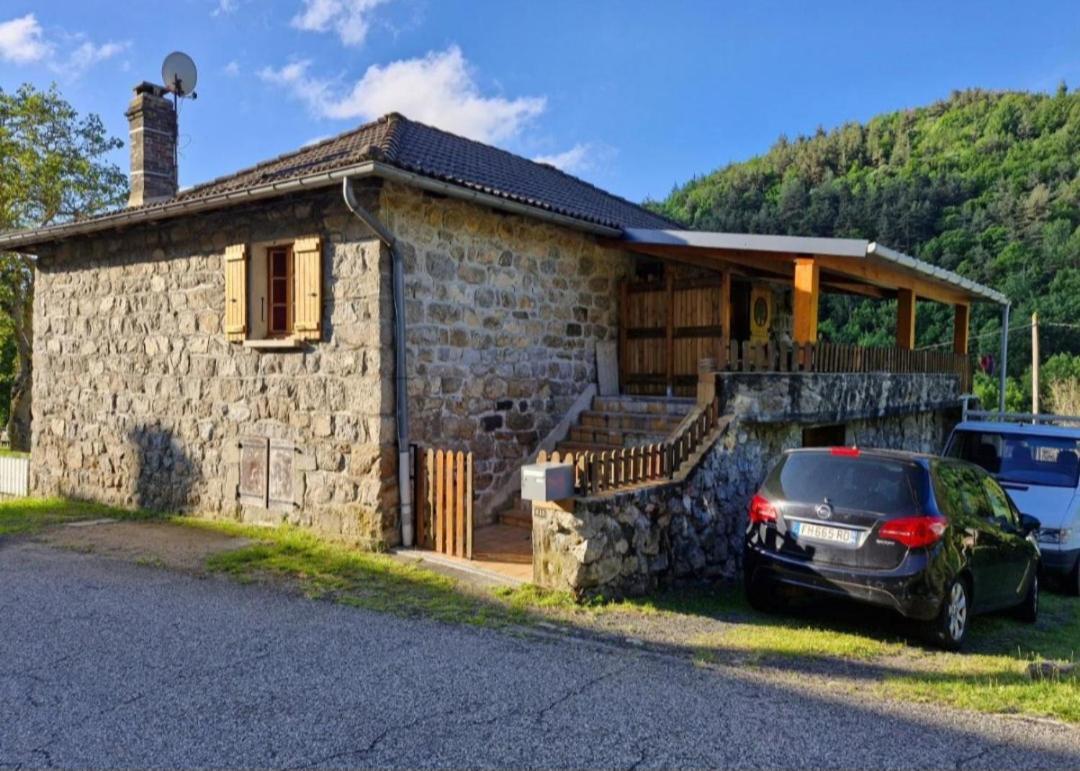 La Cabane Des Lucioles Saint-Julien-Boutieres Extérieur photo